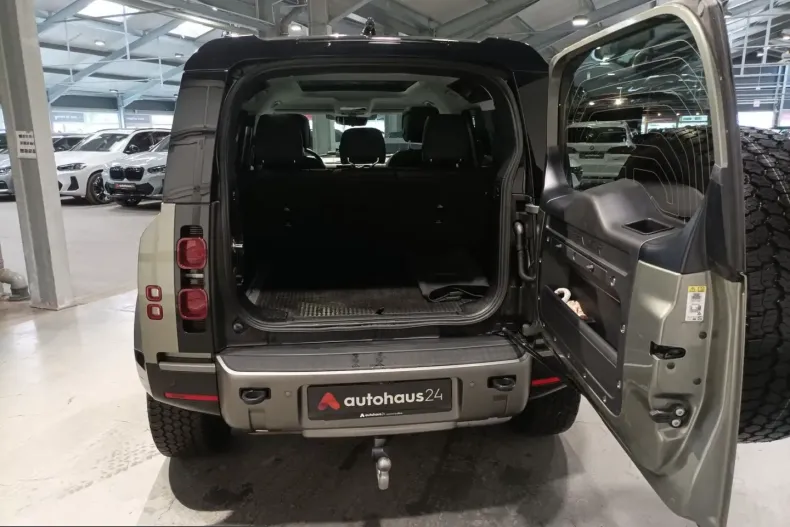 Land Rover Defender din 2024 cu 30.790 km - oferta LAN241502 - foto 5