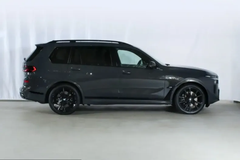BMW X7 (Seria X) din 2024 cu 65.772 km - oferta BMW241506 - foto 4