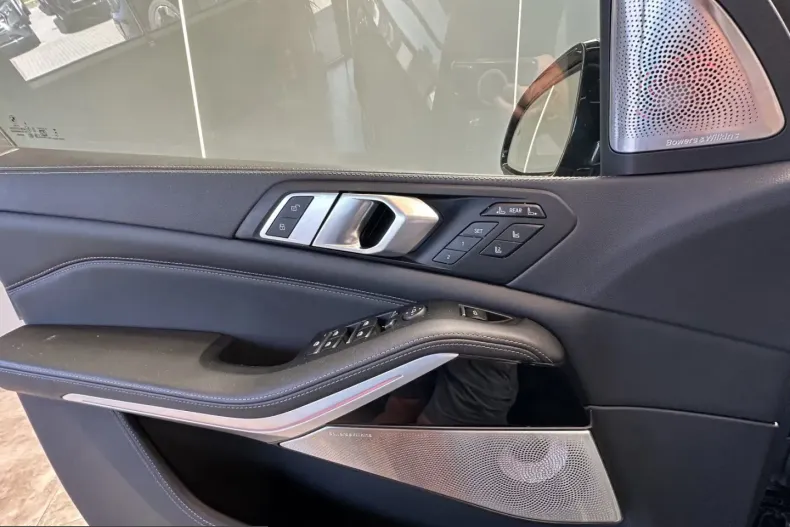 BMW X7 (Seria X) din 2025 cu 19.400 km - oferta BMW241508 - foto 8