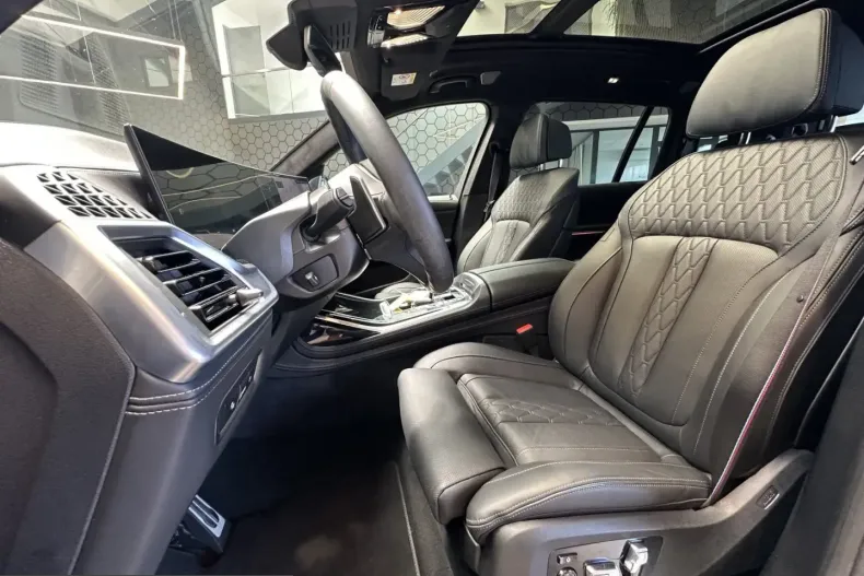 BMW X7 (Seria X) din 2025 cu 19.400 km - oferta BMW241508 - foto 10