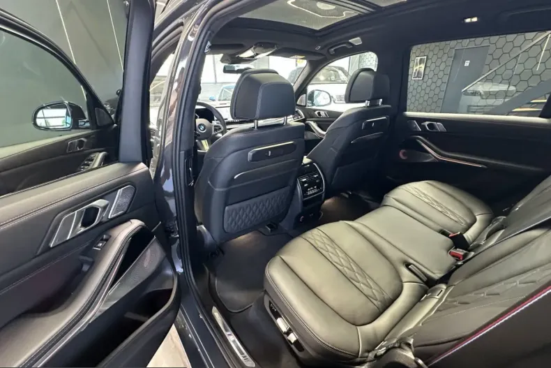 BMW X7 (Seria X) din 2025 cu 19.400 km - oferta BMW241508 - foto 18
