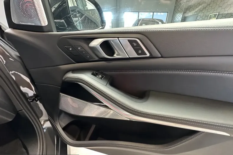 BMW X7 (Seria X) din 2025 cu 19.400 km - oferta BMW241508 - foto 34