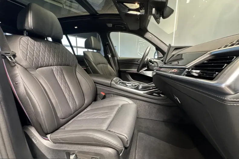 BMW X7 (Seria X) din 2025 cu 19.400 km - oferta BMW241508 - foto 37