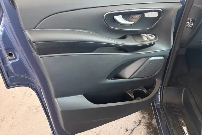 Mercedes-Benz V 250 (Clasa V) din 2025 cu 16.500 km - oferta MER241512 - foto 7