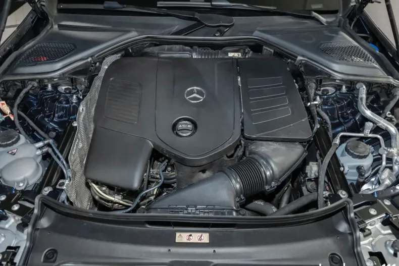 Mercedes-Benz E 300 (Clasa E) din 2024 cu 19.088 km - oferta MER241514 - foto 8