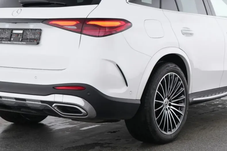 Mercedes-Benz GLC 300 (Clasa GLC) din 2025 cu 24.154 km - oferta MER241522 - foto 4