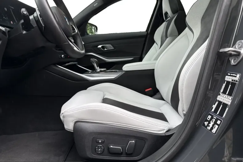 BMW M3 (Seria 3) din 2025 cu 5.803 km - oferta BMW241523 - foto 17