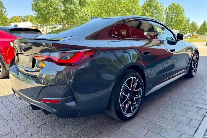 BMW i4 (Seria 4) din 2024 cu 12.810 km - oferta BMW241525 - foto 5