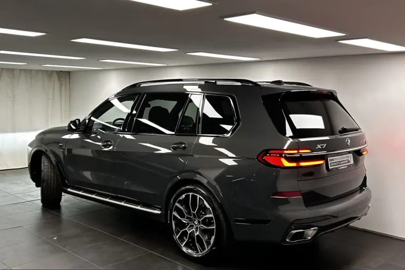 BMW X7 (Seria X) din 2025 cu 16.015 km - oferta BMW241529 - foto 3
