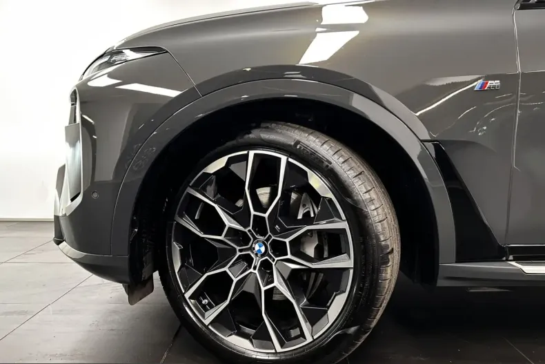 BMW X7 (Seria X) din 2025 cu 16.015 km - oferta BMW241529 - foto 8