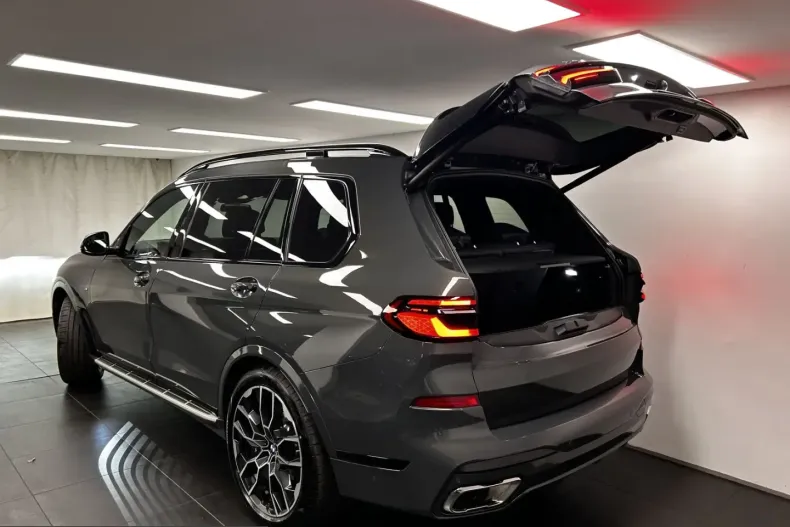 BMW X7 (Seria X) din 2025 cu 16.015 km - oferta BMW241529 - foto 11