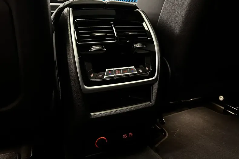 BMW X7 (Seria X) din 2025 cu 16.015 km - oferta BMW241529 - foto 23