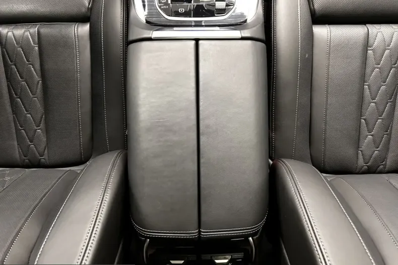 BMW X7 (Seria X) din 2025 cu 16.015 km - oferta BMW241529 - foto 24