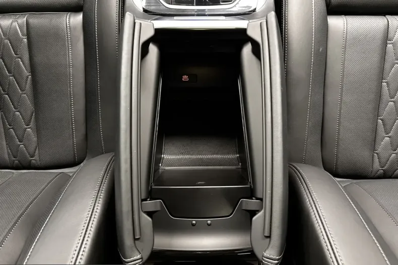 BMW X7 (Seria X) din 2025 cu 16.015 km - oferta BMW241529 - foto 25