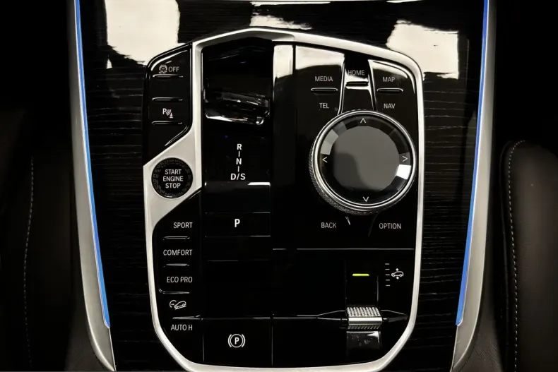 BMW X7 (Seria X) din 2025 cu 16.015 km - oferta BMW241529 - foto 27