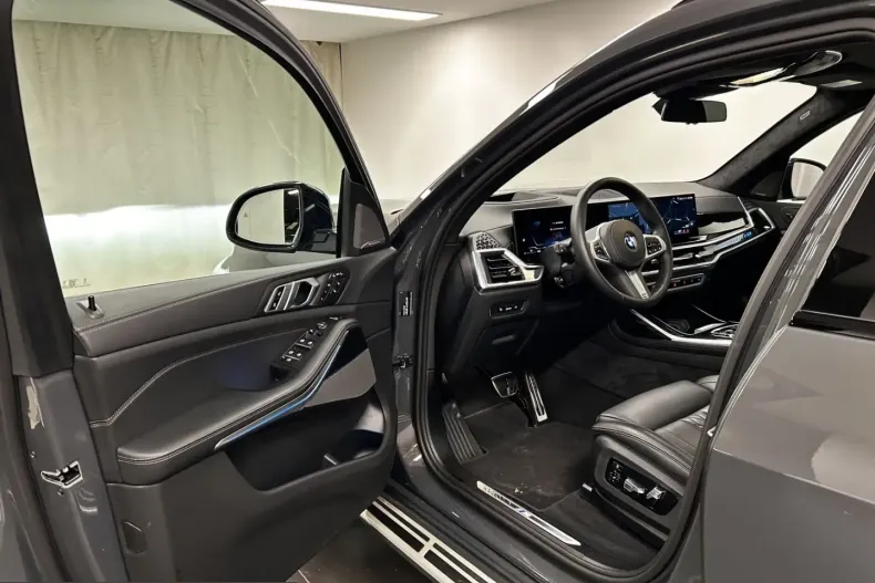 BMW X7 (Seria X) din 2025 cu 16.015 km - oferta BMW241529 - foto 33