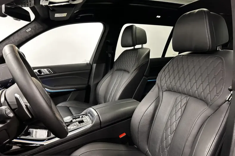 BMW X7 (Seria X) din 2025 cu 16.015 km - oferta BMW241529 - foto 37