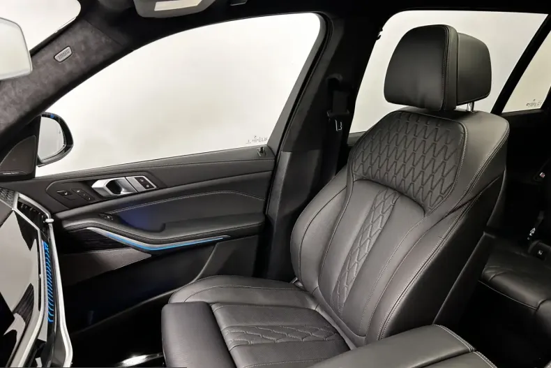 BMW X7 (Seria X) din 2025 cu 16.015 km - oferta BMW241529 - foto 45