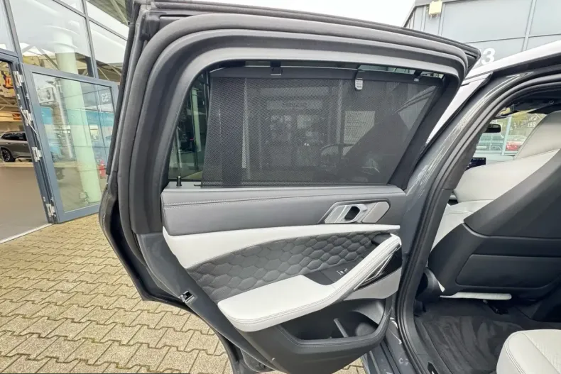 BMW X6 (Seria X) din 2024 cu 15.000 km - oferta BMW241532 - foto 19