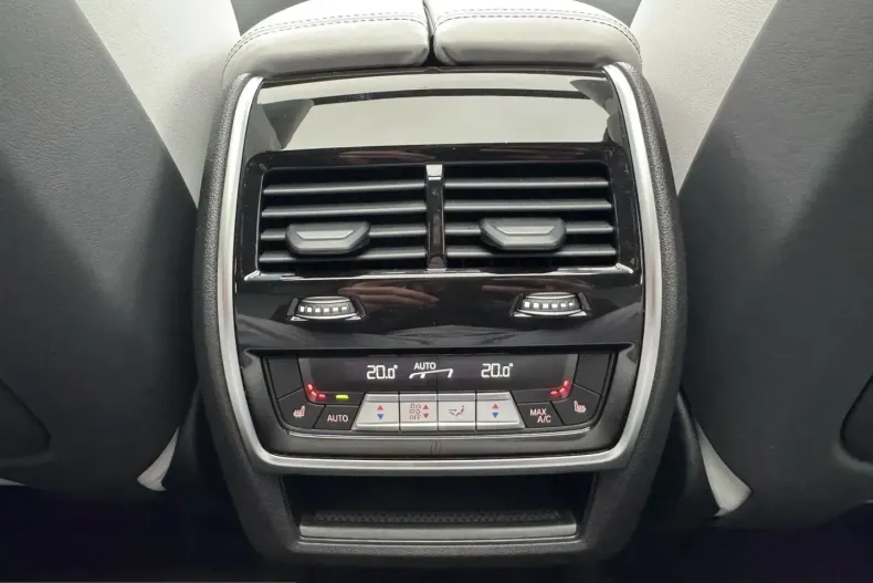 BMW X6 (Seria X) din 2024 cu 15.000 km - oferta BMW241532 - foto 20