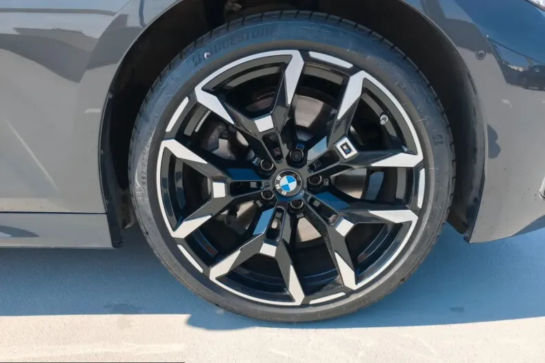 BMW 330 (Seria 3) din 2025 cu 18.400 km - oferta BMW241535 - foto 10