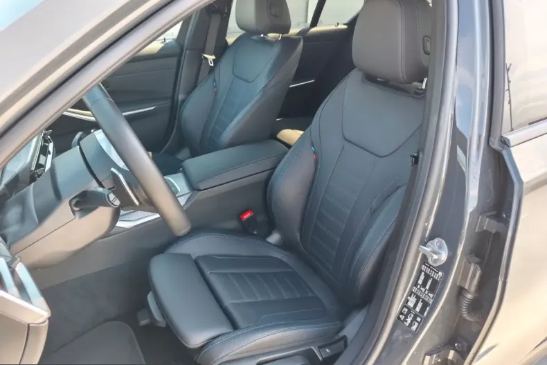 BMW 330 (Seria 3) din 2025 cu 18.400 km - oferta BMW241535 - foto 19