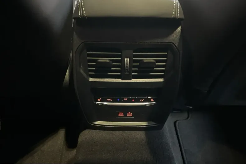 BMW M440 (Seria 4) din 2025 cu 19.800 km - oferta BMW241537 - foto 17