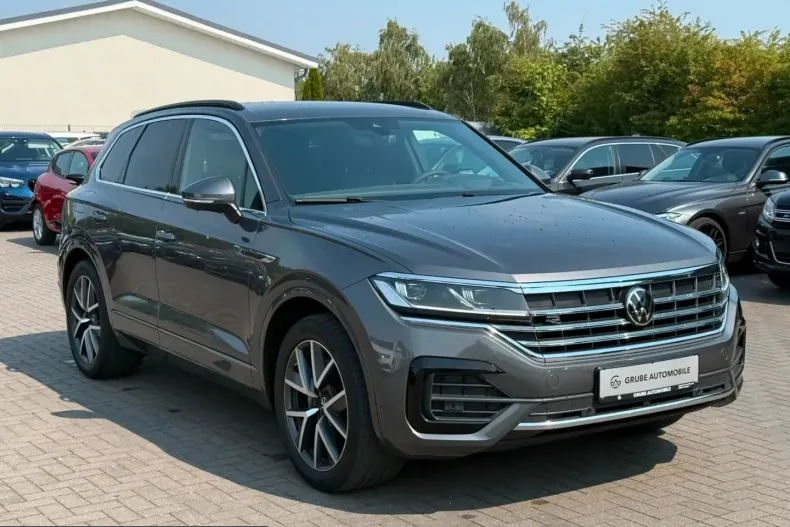 Volkswagen Touareg din 2022 cu 83.600 km - oferta VOL241542 - foto 7