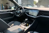 Volkswagen Touareg din 2022 cu 83.600 km - oferta VOL241542 - foto 39