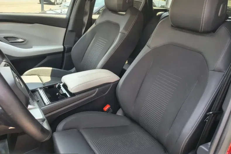 Ford Explorer din 2025 cu 9.998 km - oferta FOR241543 - foto 14