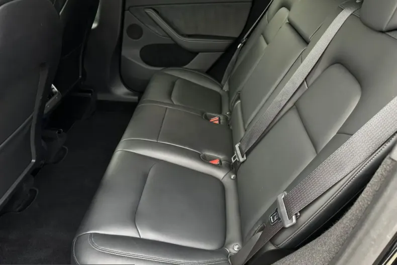 Tesla Model Y din 2022 cu 82.212 km - oferta TES241546 - foto 14