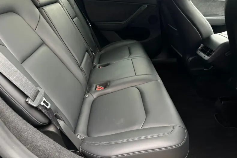 Tesla Model Y din 2022 cu 82.212 km - oferta TES241546 - foto 17