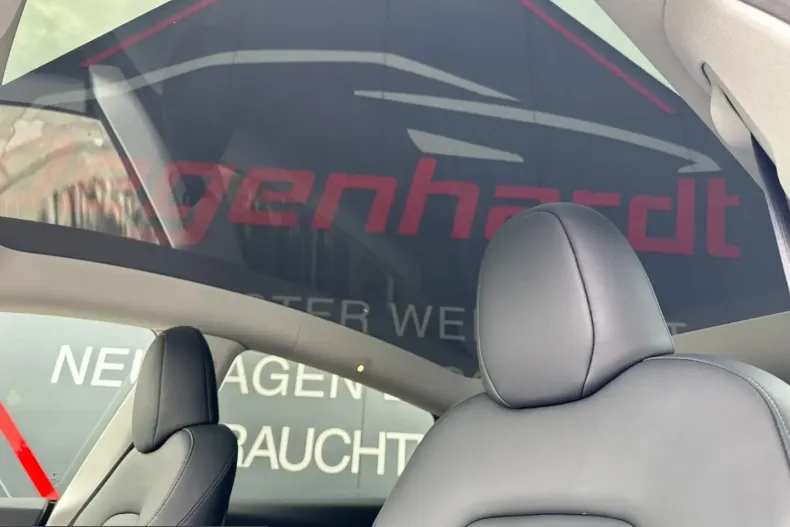 Tesla Model Y din 2022 cu 82.212 km - oferta TES241546 - foto 19