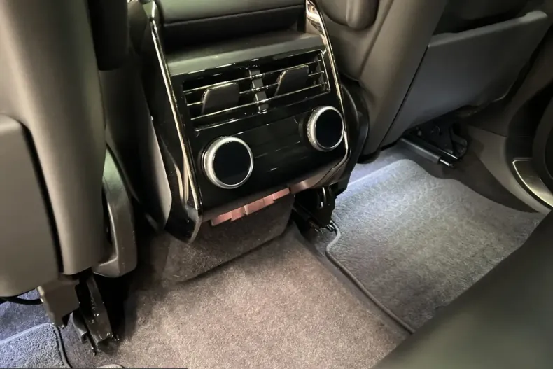 Land Rover Range Rover Sport din 2025 cu 25.550 km - oferta LAN241557 - foto 17