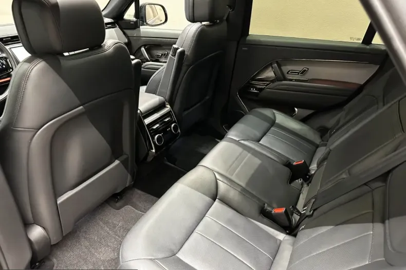 Land Rover Range Rover Sport din 2024 cu 53.000 km - oferta LAN241561 - foto 14