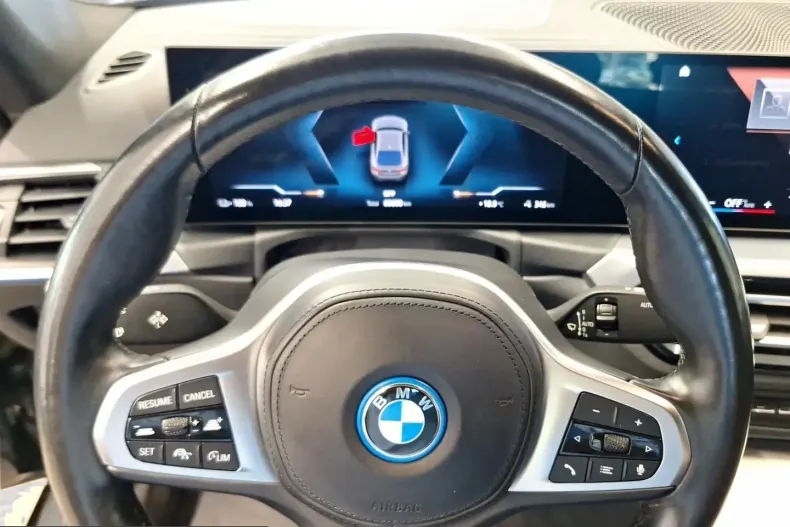 BMW i4 (Seria 4) din 2023 cu 60.596 km - oferta BMW241566 - foto 13
