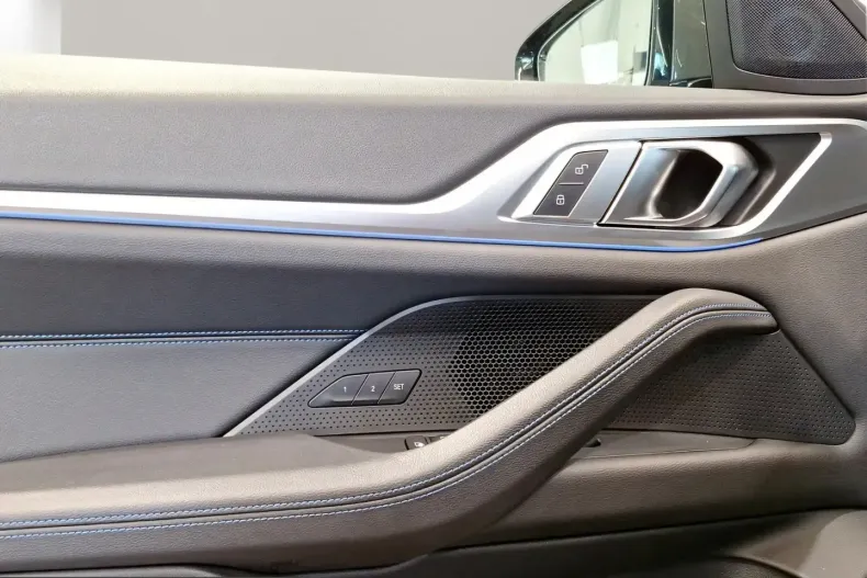 BMW i4 (Seria 4) din 2023 cu 60.596 km - oferta BMW241566 - foto 16
