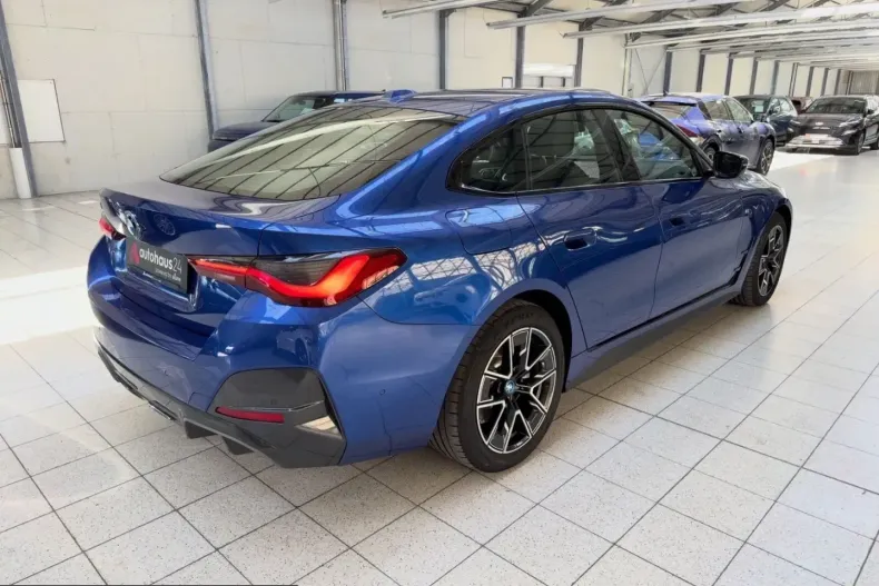 BMW i4 (Seria 4) din 2023 cu 60.105 km - oferta BMW241567 - foto 4