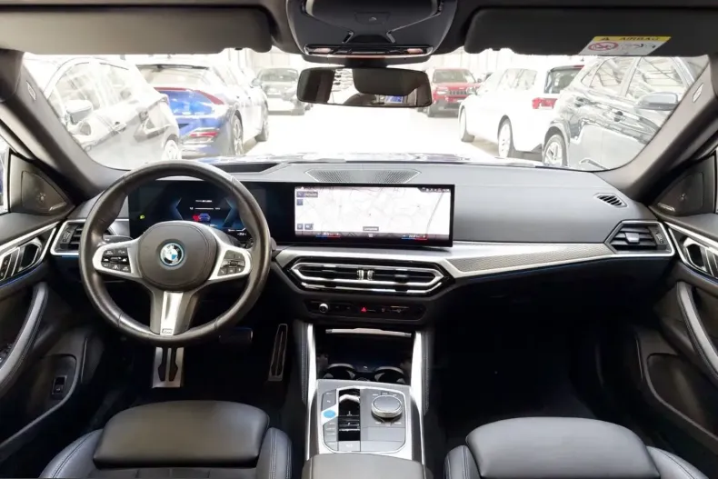 BMW i4 (Seria 4) din 2023 cu 60.105 km - oferta BMW241567 - foto 8