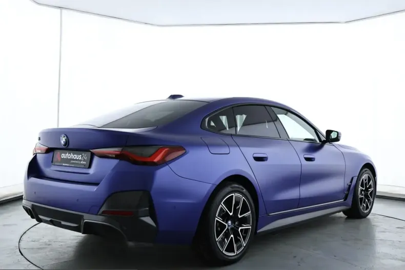 BMW i4 (Seria 4) din 2023 cu 74.045 km - oferta BMW241571 - foto 4