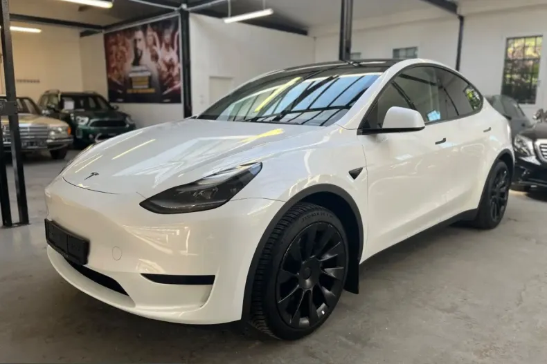 Tesla Model Y din 2025 cu 22.500 km - oferta TES241572 - foto 7