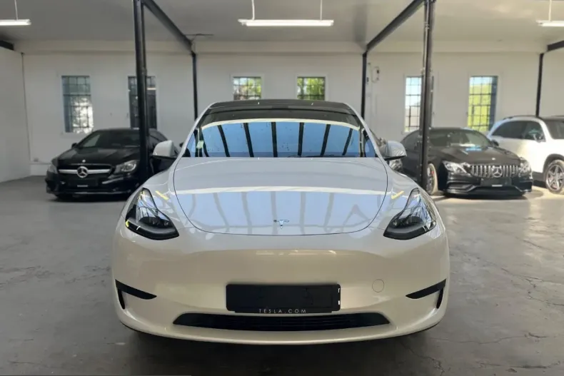Tesla Model Y din 2025 cu 22.500 km - oferta TES241572 - foto 8