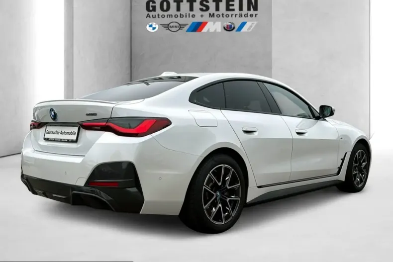BMW i4 (Seria 4) din 2023 cu 66.146 km - oferta BMW241573 - foto 5