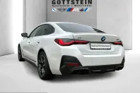 BMW i4 (Seria 4) din 2023 cu 66.146 km - oferta BMW241573 - foto 13