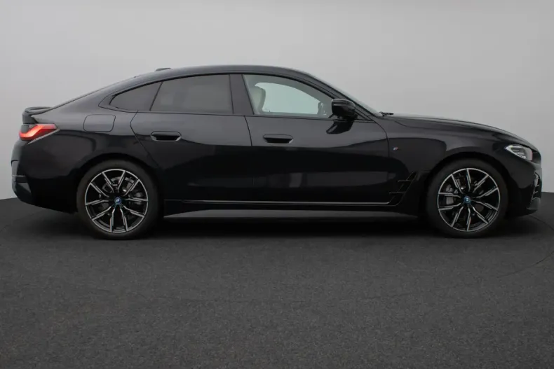 BMW i4 (Seria 4) din 2023 cu 26.000 km - oferta BMW241576 - foto 5