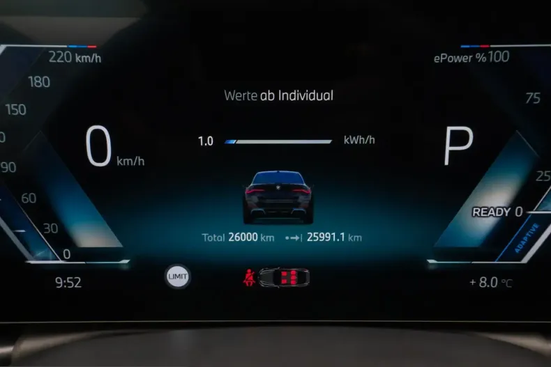 BMW i4 (Seria 4) din 2023 cu 26.000 km - oferta BMW241576 - foto 40