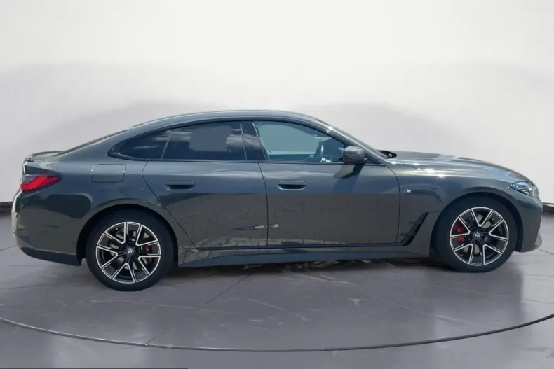 BMW 420i (Seria 4) din 2023 cu 23.631 km - oferta BMW241579 - foto 5
