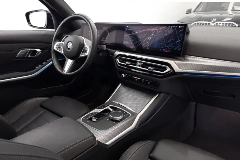 BMW 330 (Seria 3) din 2025 cu 19.800 km - oferta BMW241584 - foto 17