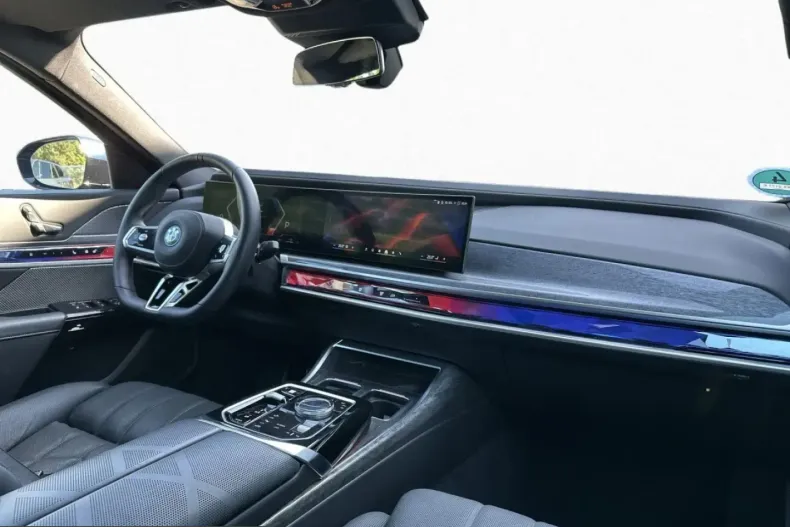 BMW 750 (Seria 7) din 2025 cu 39.863 km - oferta BMW241586 - foto 7