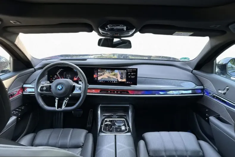 BMW 750 (Seria 7) din 2025 cu 39.863 km - oferta BMW241586 - foto 9